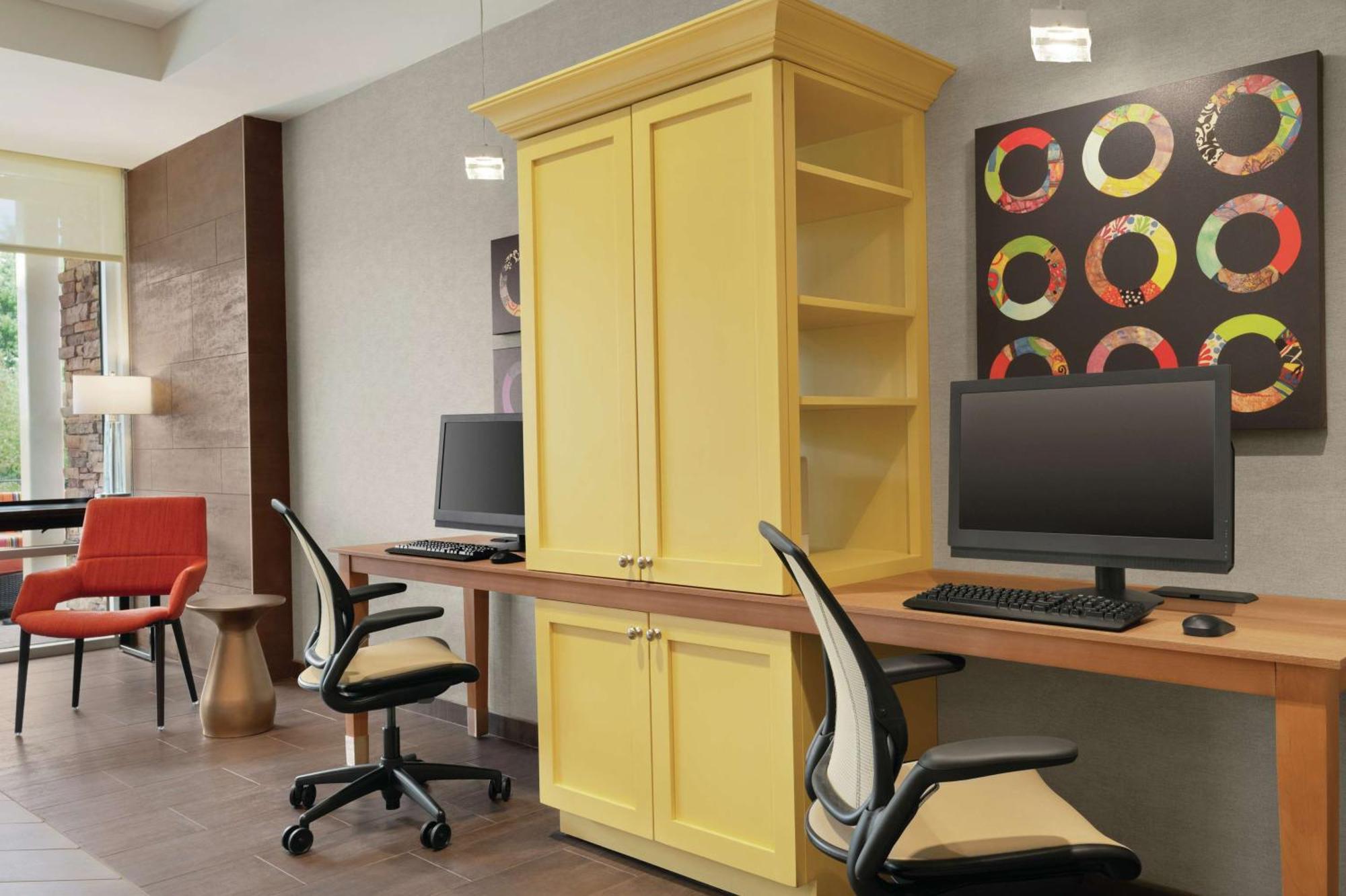 Home2 Suites By Hilton Lancaster Rohrerstown Екстериор снимка